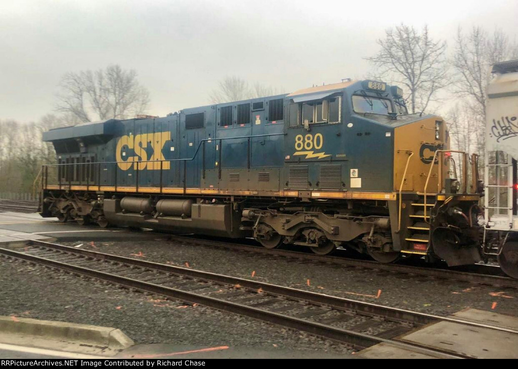 CSX 880